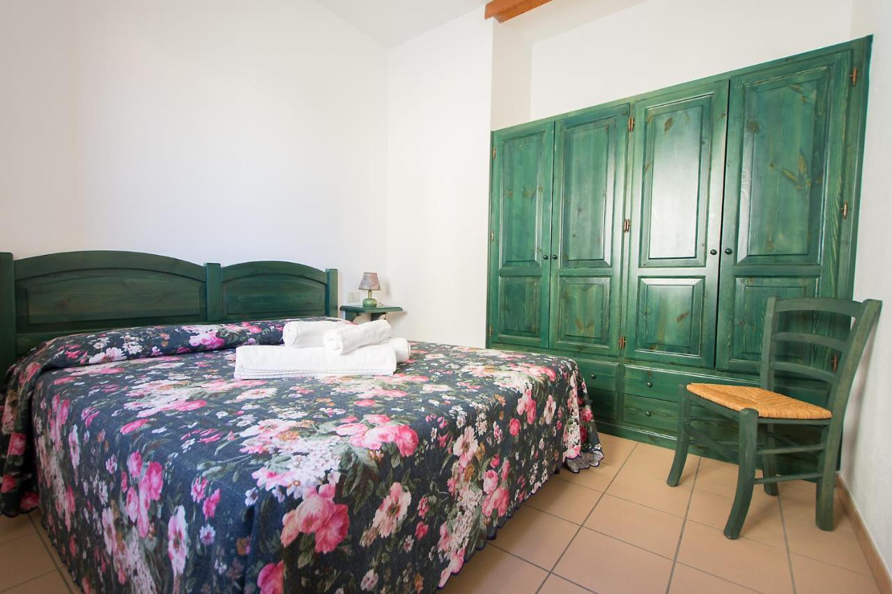 La Corte Del Maria Rosaria Orosei Bagian luar foto
